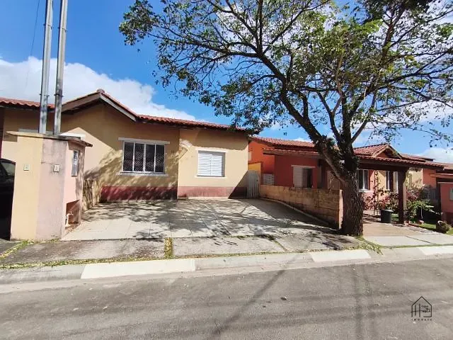Casa com 62m² 2 quartos e 1 banheiro, à venda ou para alugar, no bairro Tijuco Preto em Vargem Grande Paulista