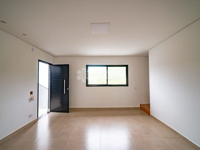 Casa com 217m² 3 quartos e 4 banheiros, à venda, no bairro Portais (Polvilho) em Cajamar