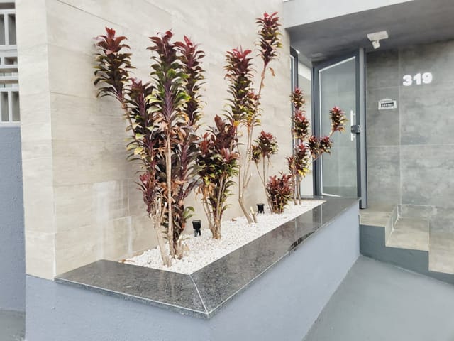 Foto do Casa - Linda casa de esquina próximo ao mercado Fox no Jardim Catuaí. | J. Mareze Imóveis Ltda