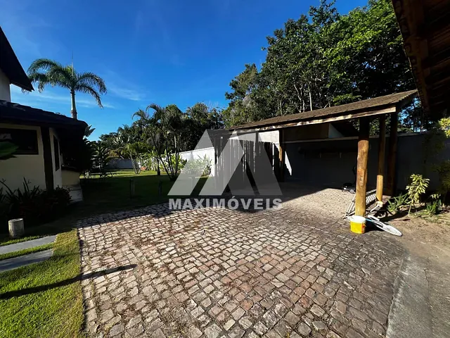 Casa com 1118m² 3 quartos e 4 banheiros, à venda, no bairro Arraial D'Ajuda em Porto Seguro
