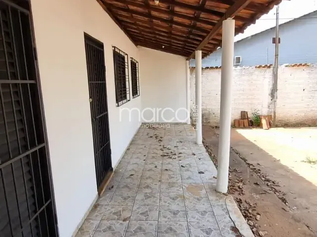 Casa 1 quarto e 1 banheiro, para alugar, no bairro Parque Anhangüera em Goiânia