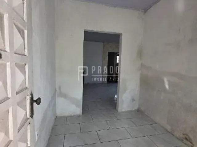 Casa 3 quartos e 2 banheiros, à venda, no bairro Areal em Pelotas