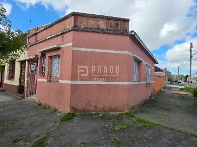 Casa 3 quartos e 2 banheiros, à venda, no bairro Areal em Pelotas