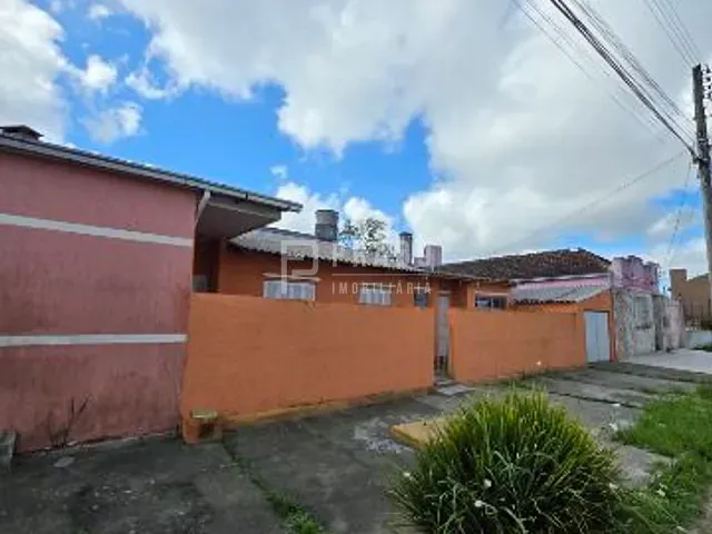 Casa 3 quartos e 2 banheiros, à venda, no bairro Areal em Pelotas