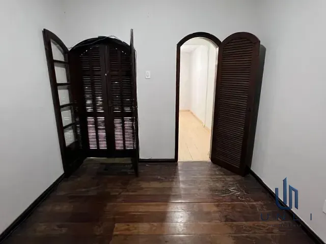 Casa 2 quartos e 1 banheiro, à venda, no bairro Bela Vista em Volta Redonda