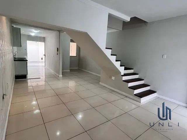 Casa 2 quartos e 1 banheiro, à venda, no bairro Bela Vista em Volta Redonda
