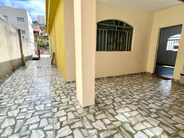 Casa 9 quartos e 3 banheiros, à venda, no bairro São Gabriel em Belo Horizonte