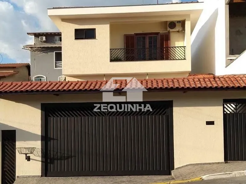 Casa, 4 quartos, 310 m² - Foto 1