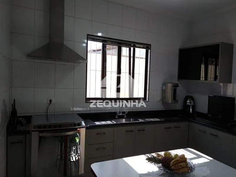 Casa, 4 quartos, 310 m² - Foto 25