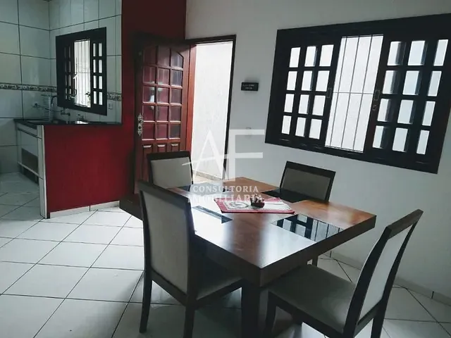 Casa com 150m² 2 quartos e 2 banheiros, à venda, no bairro Jardim Gurilândia em Taubaté
