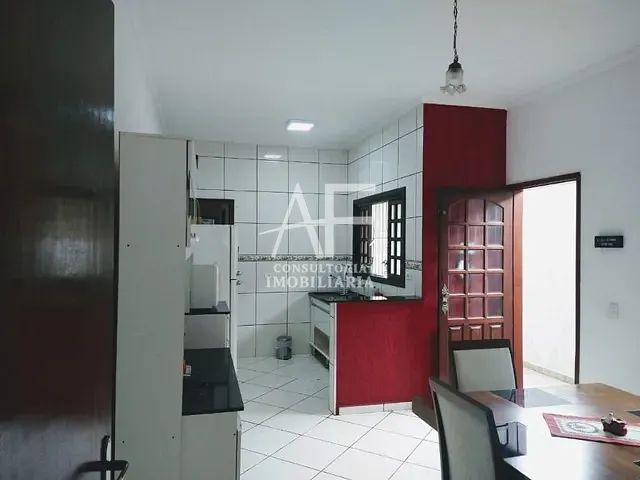 Casa com 150m² 2 quartos e 2 banheiros, à venda, no bairro Jardim Gurilândia em Taubaté