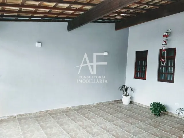 Casa com 150m² 2 quartos e 2 banheiros, à venda, no bairro Jardim Gurilândia em Taubaté