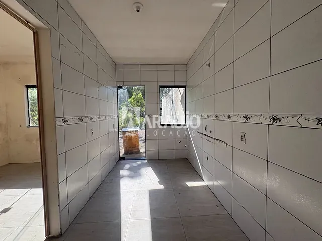 Casa 2 quartos e 1 banheiro, para alugar, no bairro São Domingos em Navegantes