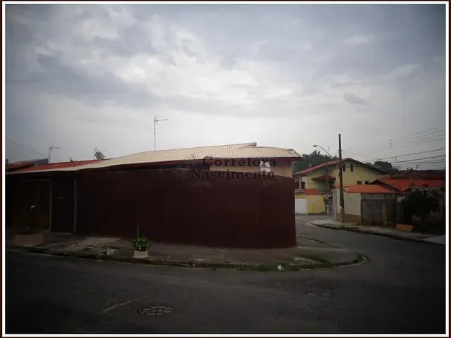 Casa com 150m² 2 quartos e 2 banheiros, à venda, no bairro Cidade Nova Jacareí em Jacareí
