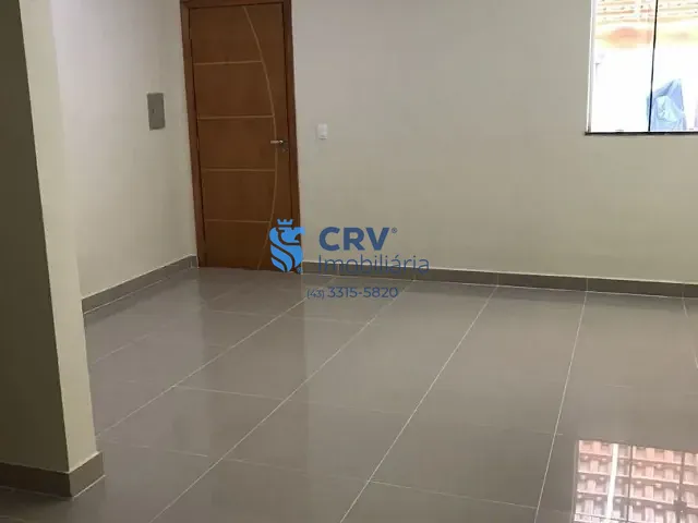 Casa com 150m² 3 quartos e 1 banheiro, à venda, no bairro Conjunto Habitacional Santiago II em Londrina