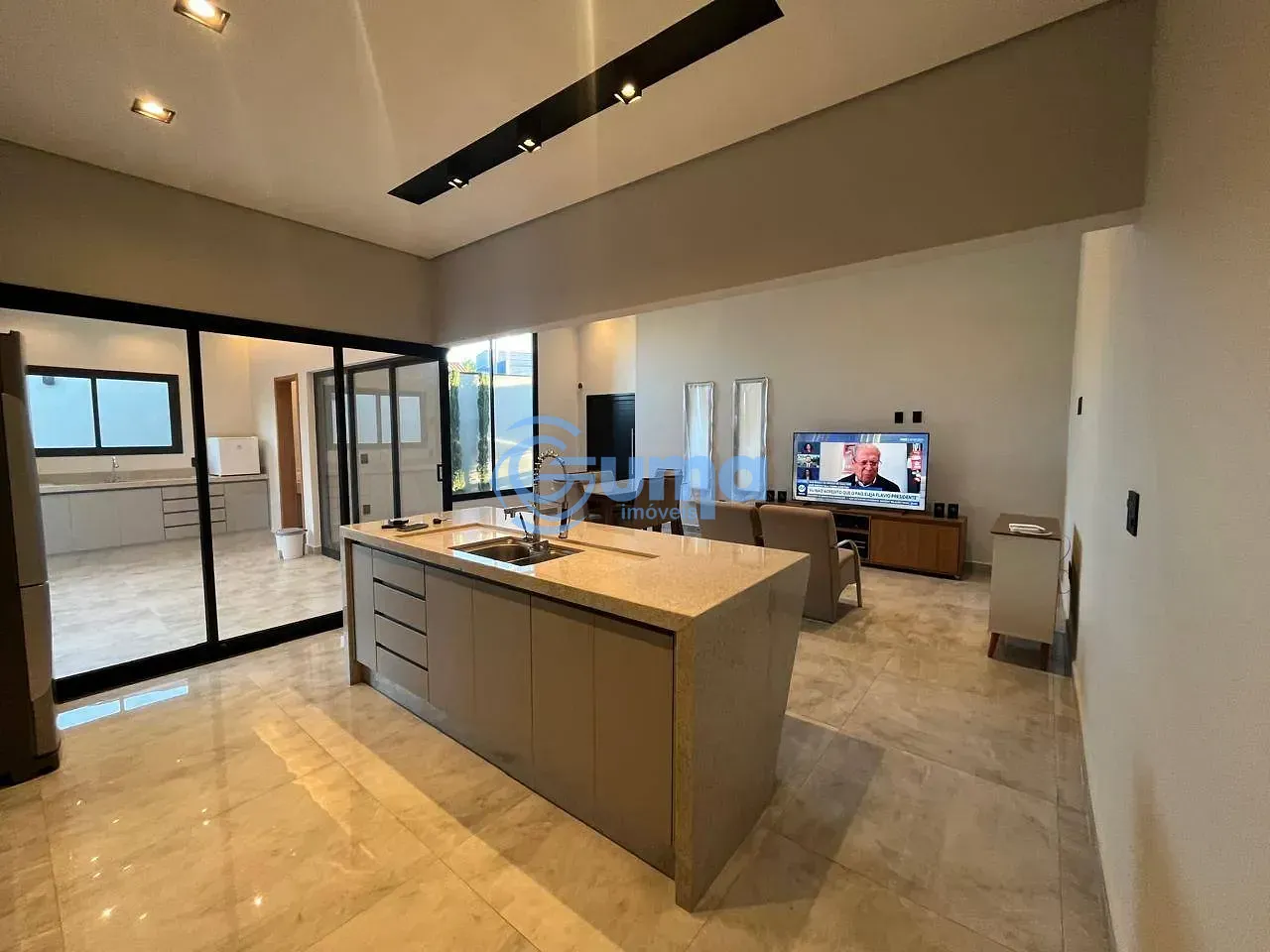 Casa, 3 quartos, 167 m² - Foto 2
