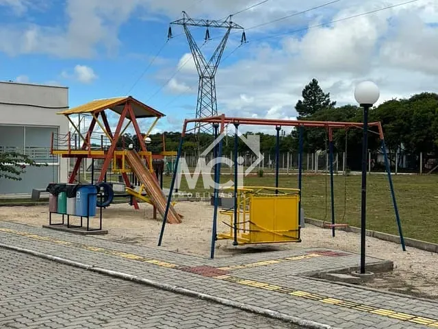 Casa 2 quartos e 1 banheiro, à venda, no bairro Três Vendas em Pelotas