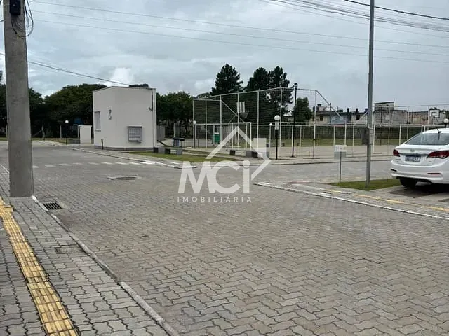 Casa 2 quartos e 1 banheiro, à venda, no bairro Três Vendas em Pelotas