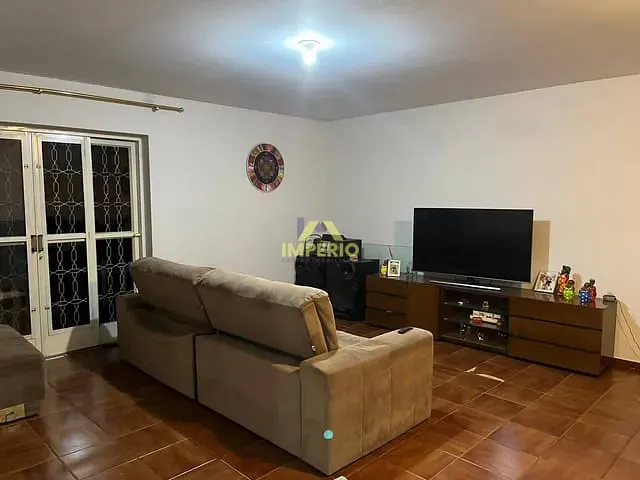 Casa com 360m² 3 quartos e 2 banheiros, à venda, no bairro Vila Teixeira em Salto