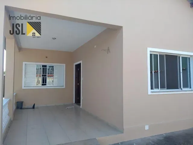 Casa com 400m² 1 quarto e 1 banheiro, à venda, no bairro Vila Galvão em Caçapava