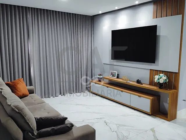 Casa com 486m² 4 quartos e 4 banheiros, à venda, no bairro Recanto Camanducaia em Jaguariúna