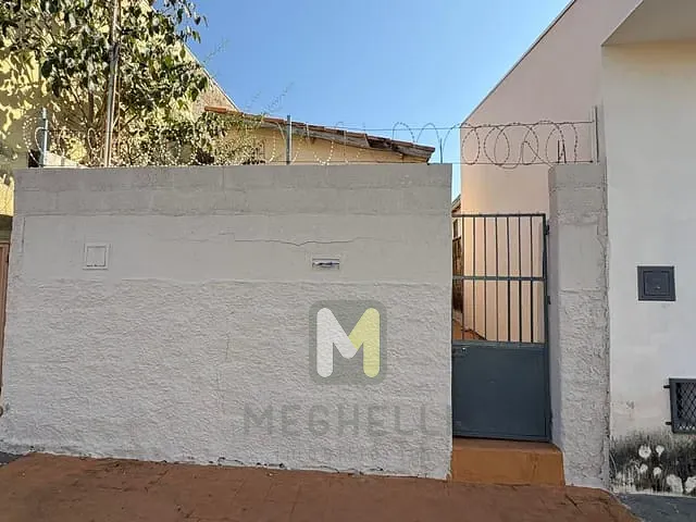 Casa com 100m² 2 quartos e 1 banheiro, para alugar, no bairro Centro em Serrana