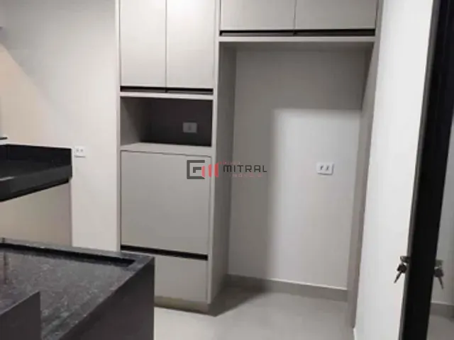 Casa 3 quartos e 3 banheiros, à venda, no bairro Loteamento Morada das Flores em Cambé
