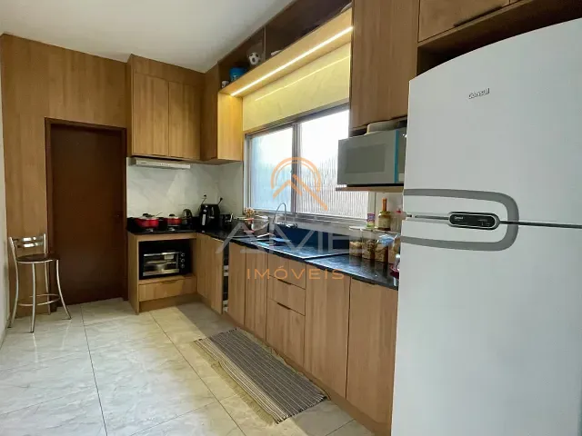 Casa 3 quartos e 4 banheiros, à venda, no bairro Fragata em Pelotas