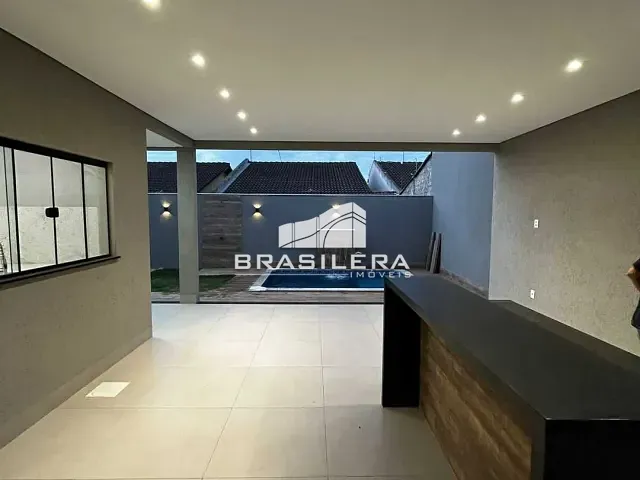 Casa 3 quartos e 4 banheiros, à venda, no bairro Jardim Ipiranga em Aparecida de Goiânia