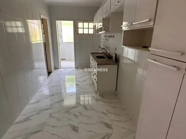 Casa com 150m² 3 quartos e 3 banheiros, à venda, no bairro Parque Rosário em Campos dos Goytacazes