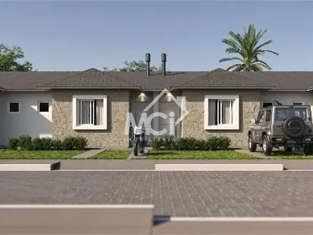 Casa com 150m² 2 quartos e 1 banheiro, à venda, no bairro Cassino em Rio Grande
