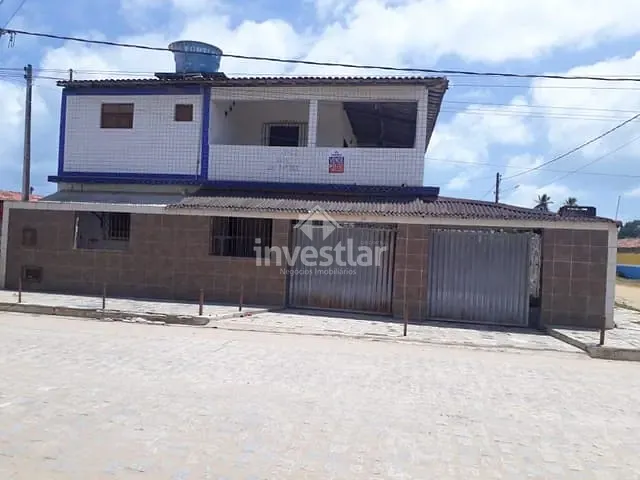 Casa 4 quartos e 2 banheiros, à venda, no bairro Centro em Lucena