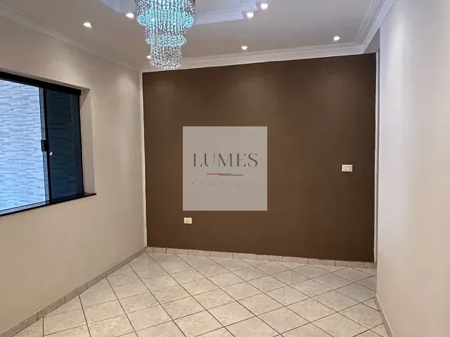 Casa com 204m² 3 quartos e 1 banheiro, à venda, no bairro Jardim São Francisco em Santa Bárbara D'Oeste