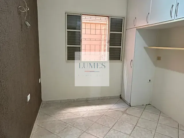 Casa com 204m² 3 quartos e 1 banheiro, à venda, no bairro Jardim São Francisco em Santa Bárbara D'Oeste