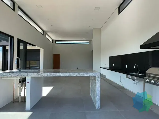 Casa com 700m² 4 quartos e 5 banheiros, à venda, no bairro Chácaras Primavera em Itu