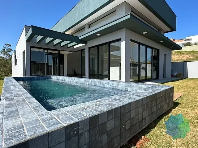 Casa com 700m² 4 quartos e 5 banheiros, à venda, no bairro Chácaras Primavera em Itu