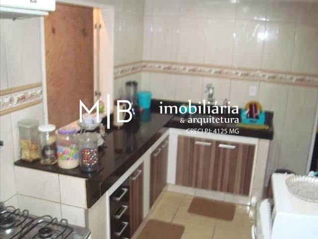 Casa 6 quartos e 1 banheiro, à venda, no bairro HAIDEE em CATAGUASES