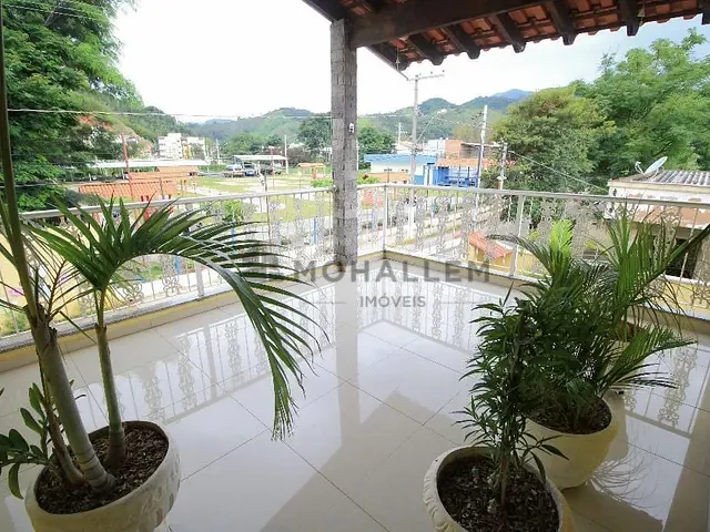 Casa com 212m² 5 quartos e 3 banheiros, à venda, no bairro São Sebastião em Itajubá