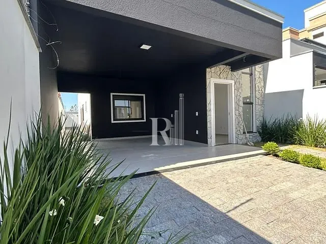 Casa 3 quartos e 2 banheiros, à venda, no bairro Areias em Tijucas