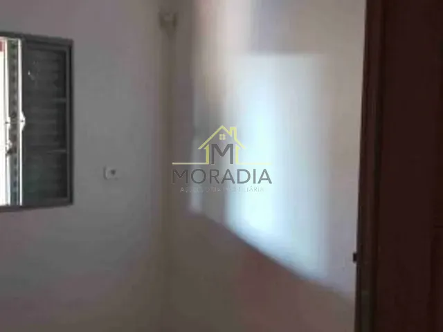 Casa com 300m² 2 quartos e 1 banheiro, à venda, no bairro Jd Dom Herminio em Guaxupé