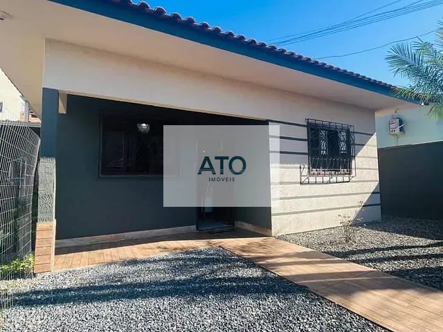 Casa 2 quartos e 1 banheiro, à venda, no bairro Universitário em Tijucas