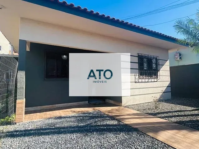 Casa 2 quartos e 1 banheiro, à venda, no bairro Universitário em Tijucas