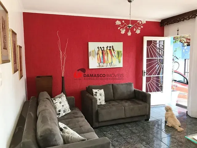 Casa com 176m² 4 quartos e 2 banheiros, à venda, no bairro Santa Paula em São Caetano do Sul