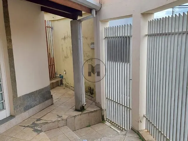 Casa com 180m² 4 quartos e 2 banheiros, à venda, no bairro Vila dos Comerciários I em Guaratinguetá