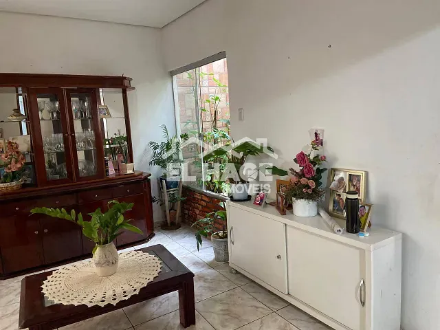Casa com 250m² 3 quartos e 3 banheiros, à venda, no bairro Morada da Serra em Cuiabá
