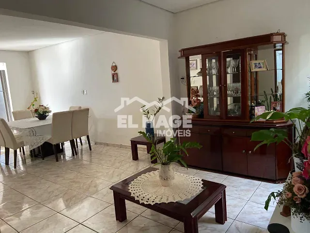 Casa com 250m² 3 quartos e 3 banheiros, à venda, no bairro Morada da Serra em Cuiabá
