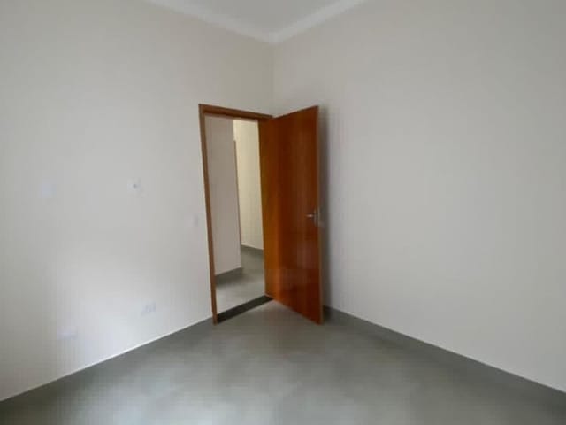 Casa com 150m² 3 quartos e 1 banheiro, à venda, no bairro Jardim Capuava em Nova Odessa