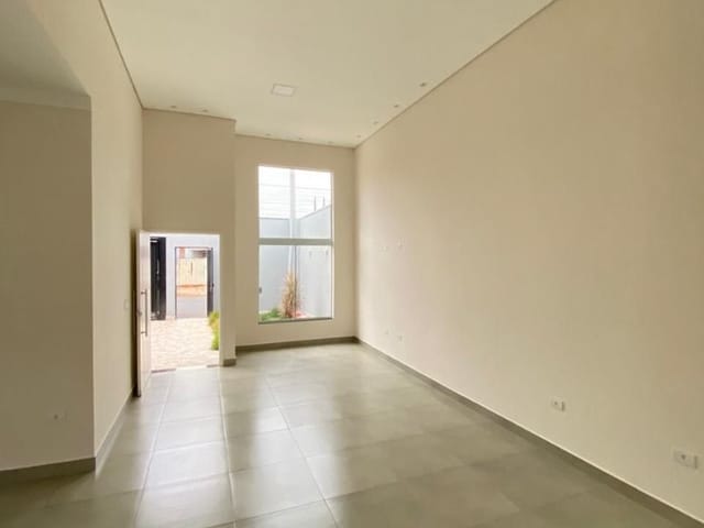 Casa com 150m² 3 quartos e 1 banheiro, à venda, no bairro Jardim Capuava em Nova Odessa