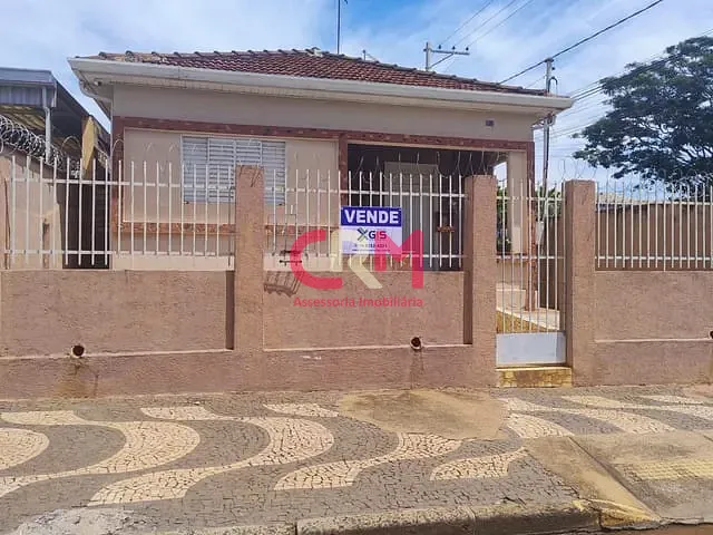Casa com 171m² 2 quartos e 1 banheiro, à venda, no bairro Centro em Taquaritinga