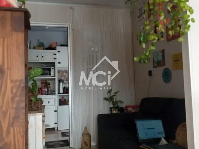 Casa 3 quartos e 2 banheiros, à venda, no bairro Areal em Pelotas